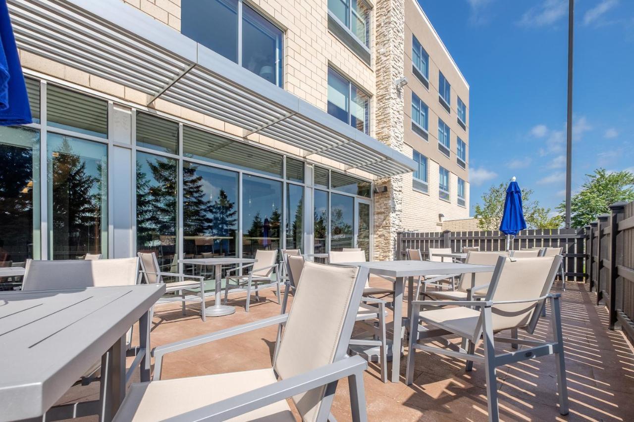 Holiday Inn Express & Suites Eagan - Minneapolis Area, An Ihg Hotel Exterior photo